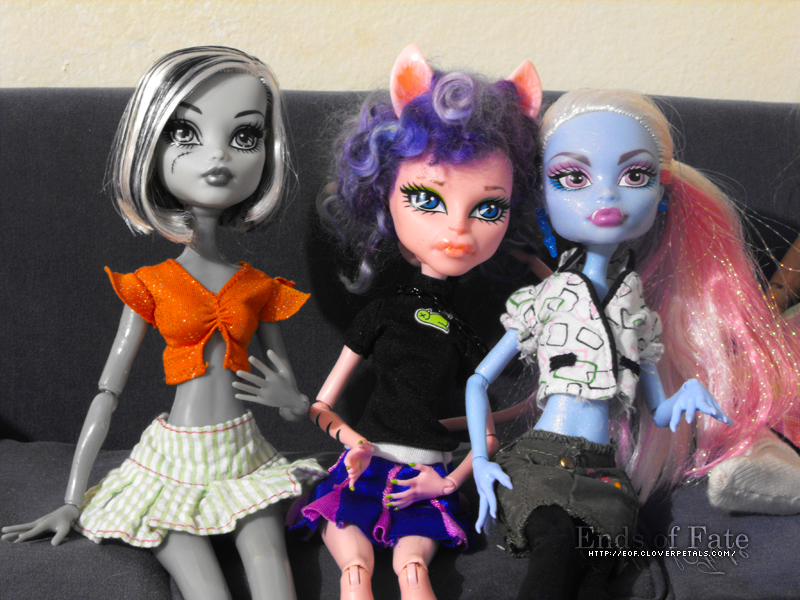 Gift From Ghoulia's Adventures - 10